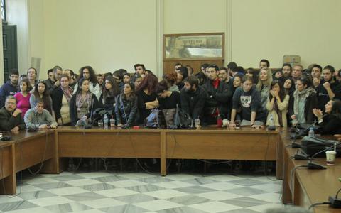 Επεισοδιακή διακοπή της συνεδρίασης της Συγκλήτου στο Πανεπιστήμιο Αθηνών