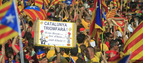 H Καταλωνία ανέστειλε την εκστρατεία για δημοψήφισμα
