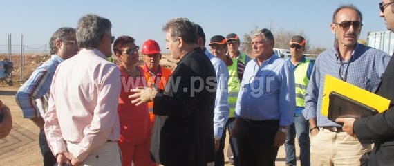 Επίσκεψη υπουργού Μ. Χρυσοχοίδη στους αερολιμένες Σύρου και Πάρου