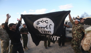 Βαρβαρότητα χωρίς τέλος από το ISIS - Αποκεφαλισμοί, μαζικές εκτελέσεις, τρομοκρατικές επιθέσεις
