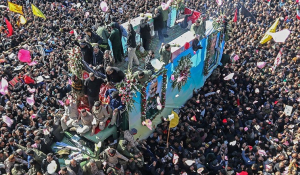 Ιράν: Ξεκίνησε η ταφή του «εν ζωή μάρτυρα» Σουλεϊμανί – Τραγωδία με 50 νεκρούς