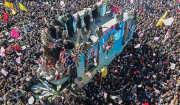 Ιράν: Ξεκίνησε η ταφή του «εν ζωή μάρτυρα» Σουλεϊμανί – Τραγωδία με 50 νεκρούς