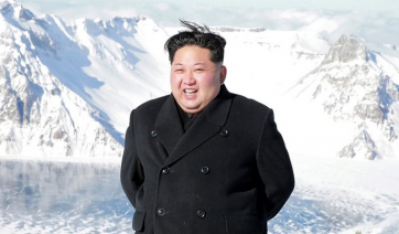 Βόρεια Κορέα: Ο Κιμ βγάζει εκατομμύρια δολάρια πουλώντας… άμμο!