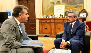 Συνεργασία του Περιφερειάρχη με τον Υφυπουργό Τουρισμού Μάνο Κόνσολα