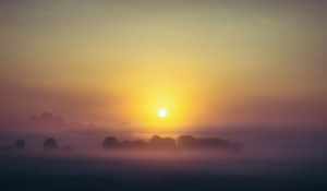 Ο καιρός με την Ν. Ζιακοπούλου: Με υγρασία, σκόνη, πρωινές ομίχλες και υψηλές για την εποχή θερμοκρασίες οι επόμενες ημέρες