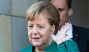 Ιστορική ημέρα για το CDU - Η Μέρκελ παραδίδει τη σκυτάλη στον διάδοχό της