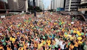 Διαδηλώσεις οργής κατά της Πρέδρου τη Βραζιλίας