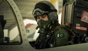 Νιλουφάρ Ραχμάνι: Η πρώτη πιλότος από το Αφγανιστάν έλαβε άσυλο στις ΗΠΑ