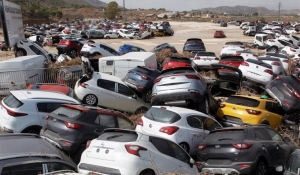 Οι πλημμύρες στην Ισπανία: Πόλεις έγιναν «λίμνες» και δρόμοι - «νεκροταφεία» αυτοκινήτων