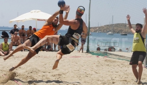 Σφύριγμα λήξης στο Paros Beach Handball Tournament