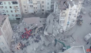 Σεισμός στην Τουρκία: Εικόνες απόλυτης καταστροφής μετά τον φονικό Εγκέλαδο -Βίντεο από drone