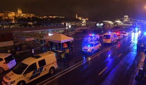 Ουγγαρία: Ανετράπη ποταμόπλοιο στον Δούναβη - Επτά νεκροί και πολλοί αγνοούμενοι