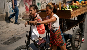 Κούβα: Με το δελτίο τα τρόφιμα -Δύο μεροκάματα για να αγοράσεις χοιρινό