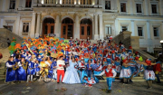 Συριανό Καρναβάλι «Γεώργιος Σουρής»: Αποκριάτικο ξεφάντωμα στην Ερμούπολη!